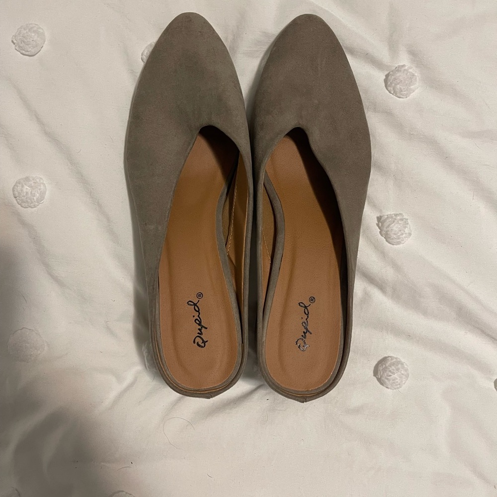 Qupid heeled slide ons
